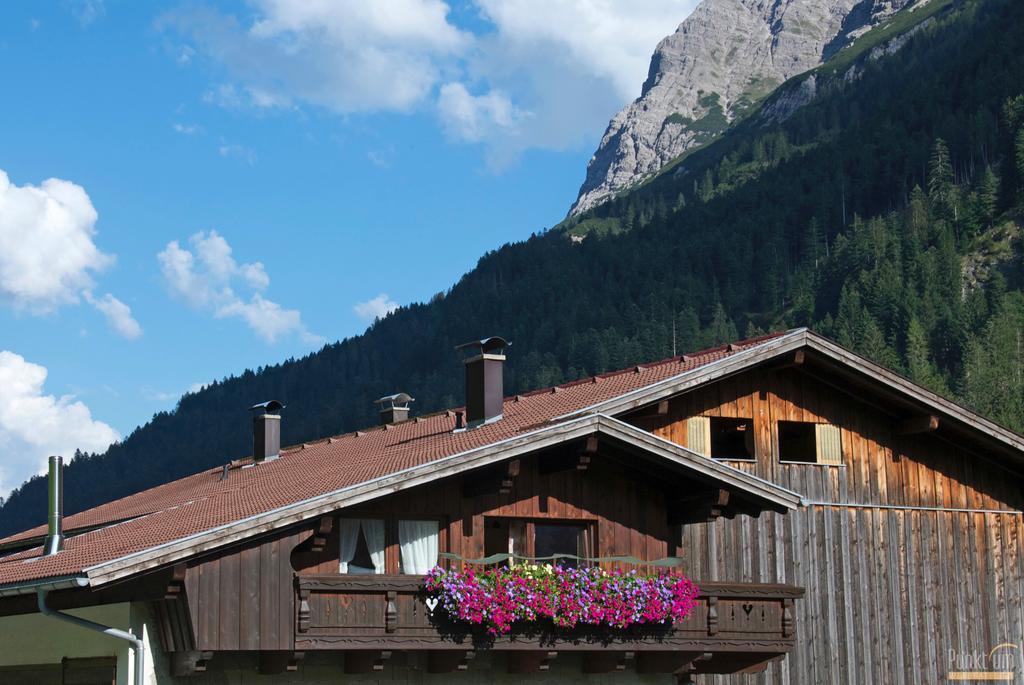 Berghof Am Schwand Hotel Hinterhornbach Екстериор снимка